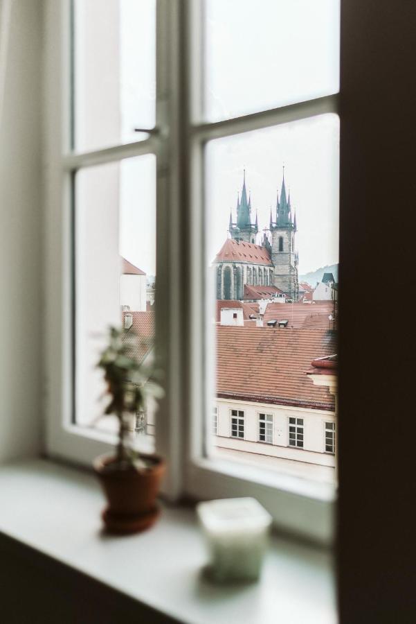 פראג Lil Apartment With Tyn Cathedral View, Parking & Ac מראה חיצוני תמונה