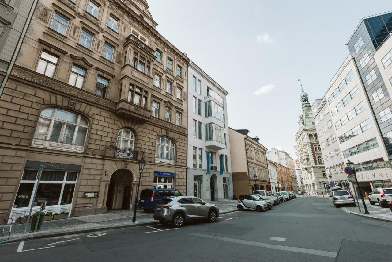 פראג Lil Apartment With Tyn Cathedral View, Parking & Ac מראה חיצוני תמונה